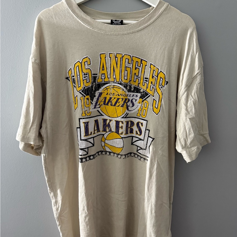 Urban Outfitters Cream Los Angeles Graphic Tee